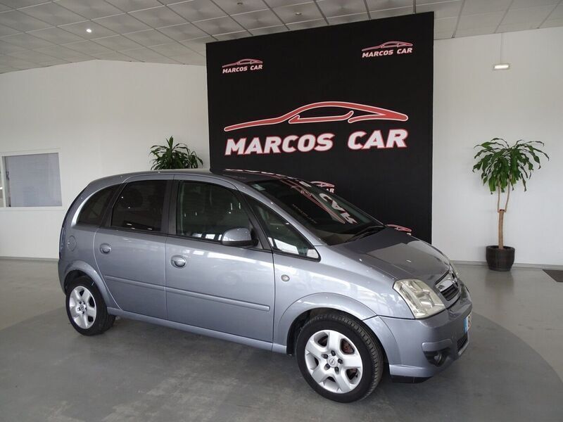 Cinza Usado 2007 Opel Meriva Enjoy Monovolume | € 5.900 - Imagem 1/4