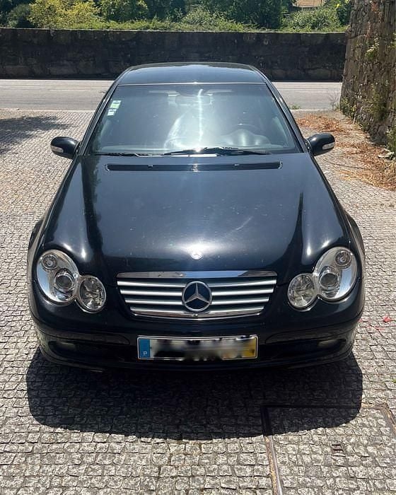 Usado 2001 Mercedes C200 Coupé | € 4.900 - Imagem 1/4