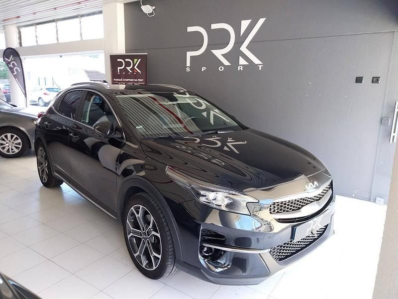 Preto Usado 2022 Kia XCeed SUV | € 19.900 (Preço justo) - Imagem 1/4