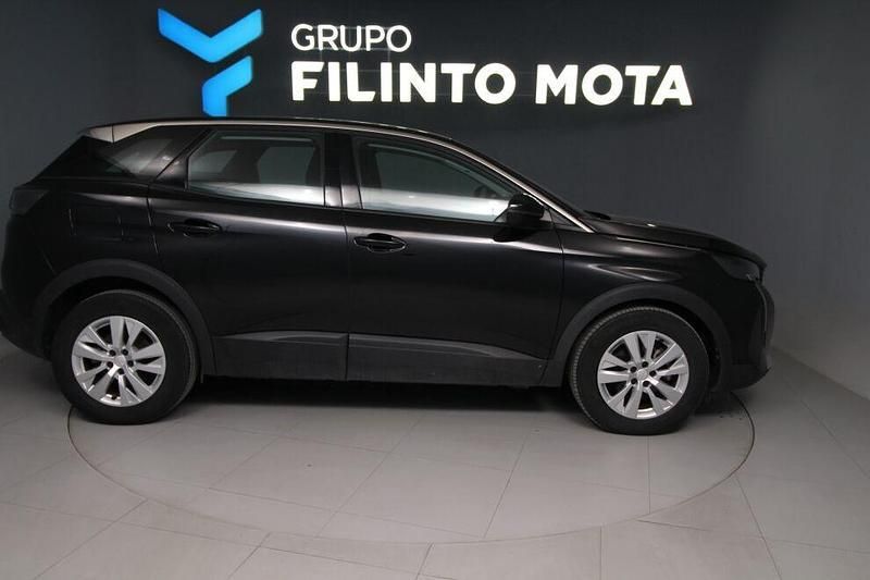 Preto Usado 2022 Peugeot 3008 Active | € 23.490 (Preço justo) - Imagem 1/4