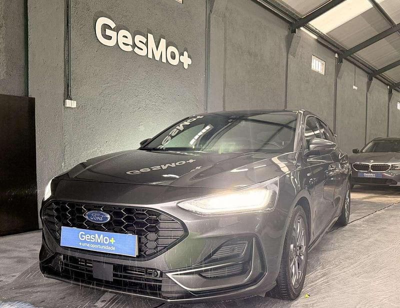 Usado Ford Focus 125 HP (91 kW) 2024 Cinzento