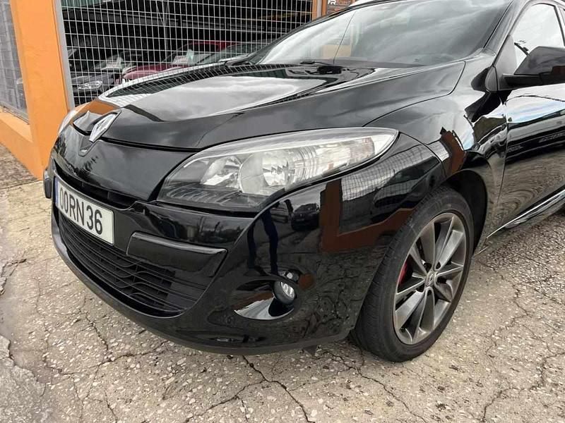 Usado Renault Mégane III 110 HP (80 kW) 2013 Preto Carrinha