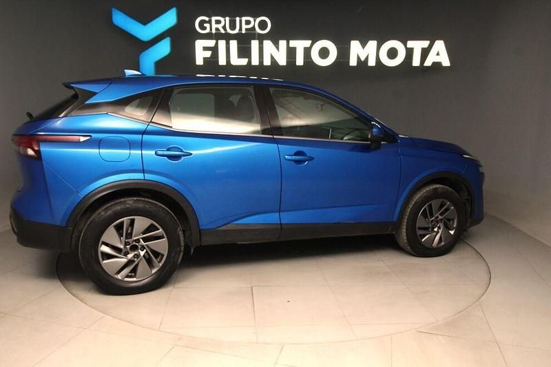 Usado Nissan Qashqai Acenta 140 HP (102 kW) 2024 Azul SUV