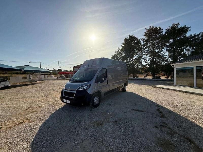 Cinzento Usado 2025 Peugeot Boxer Van | € 20.000 (Super Preço) - Imagem 1/4