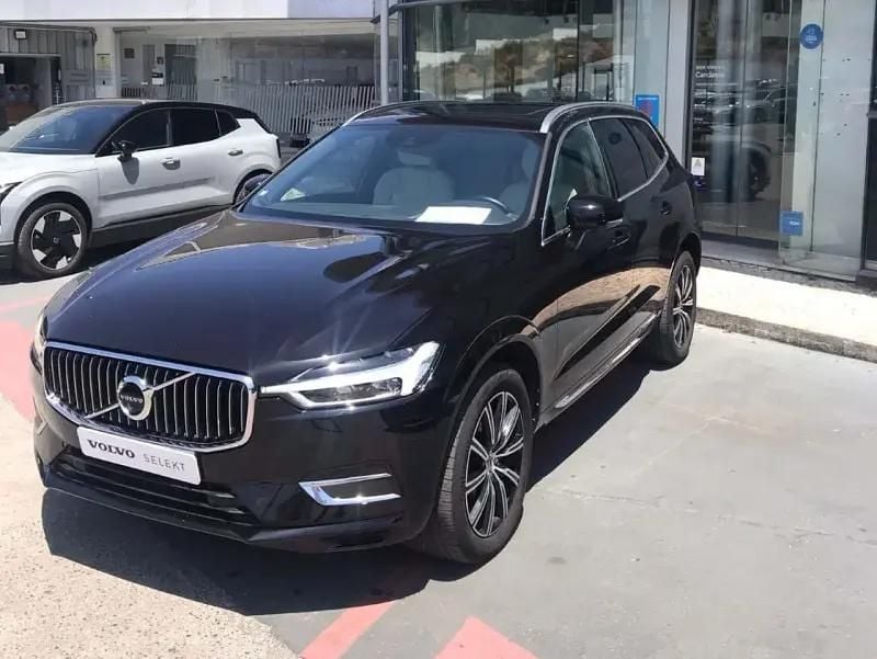 Preto Usado 2020 Volvo XC60 Inscription SUV | € 39.990 (Preço justo) - Imagem 1/4