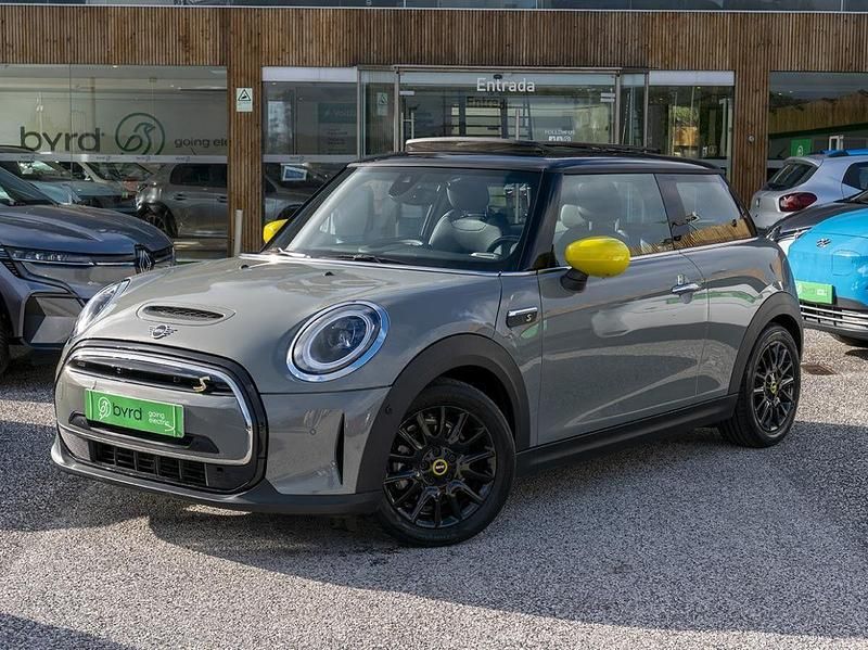 Usado Mini Cooper SE 135 kW (184 HP) 2022 Cinza Citadino