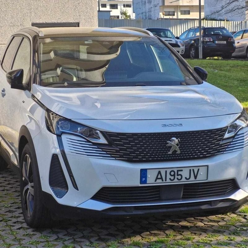 Branco Usado 2021 Peugeot 3008 Citadino | € 21.000 (Bom preço) - Imagem 1/4