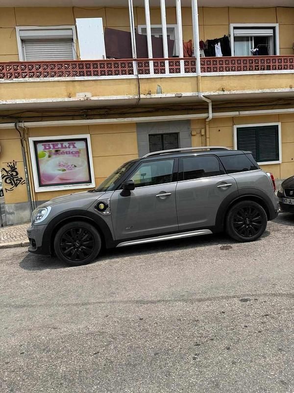 Usado Mini Countryman 224 HP (164 kW) 2019 Cinzento SUV