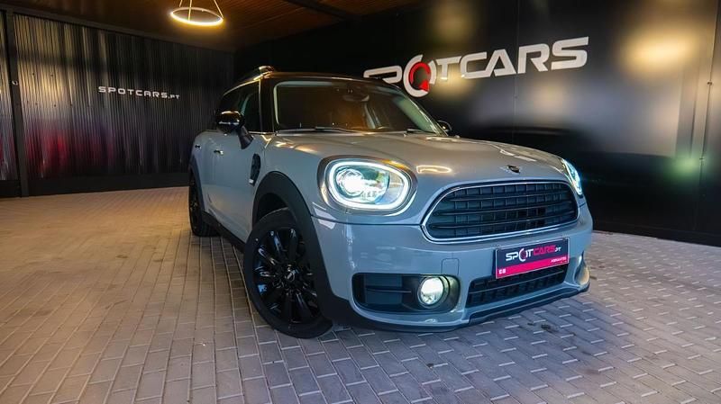 Usado Mini Countryman 150 HP (110 kW) 2018 Cinzento SUV