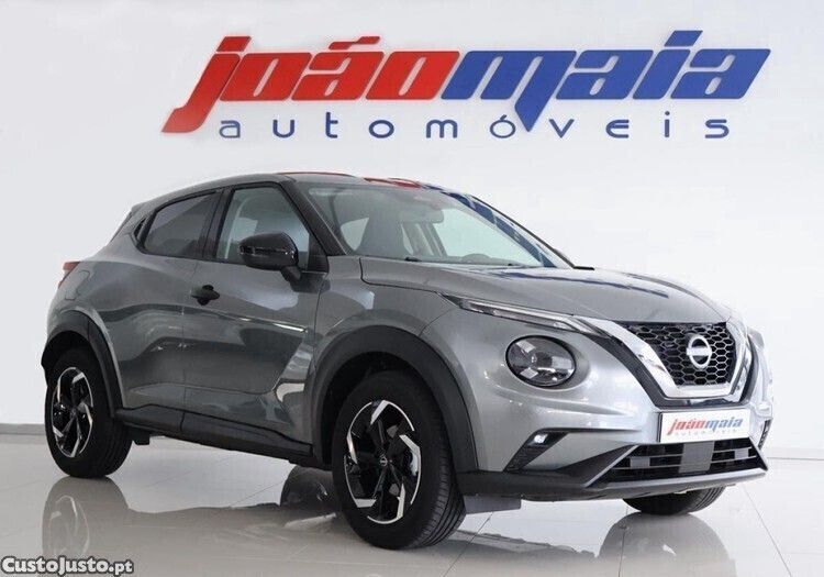Cinza Usado 2024 Nissan Juke Acenta+ SUV | € 26.300 (Preço elevado) - Imagem 1/1