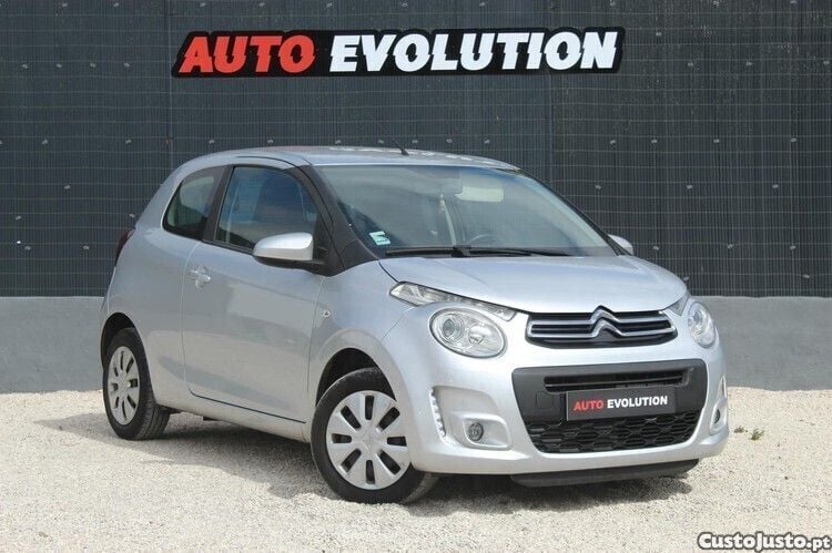 Cinza Usado 2018 Citroën C1 Shine Citadino | € 8.450 (Bom preço) - Imagem 1/1