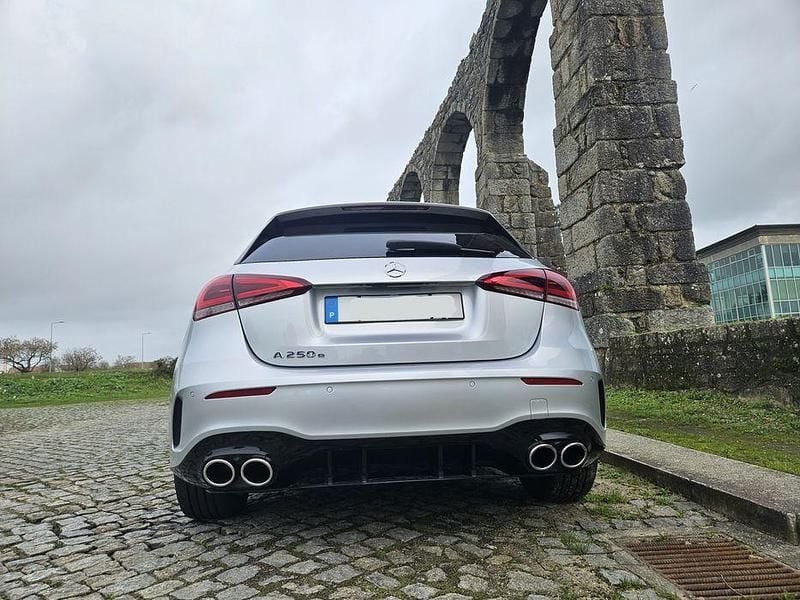 Usado Mercedes A250 218 HP (160 kW) 2023 Sedan