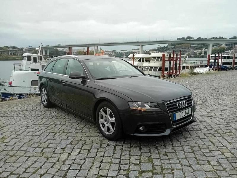 Cinzento Usado 2011 Audi A4 Carrinha | € 13.950 (Preço justo) - Imagem 1/4
