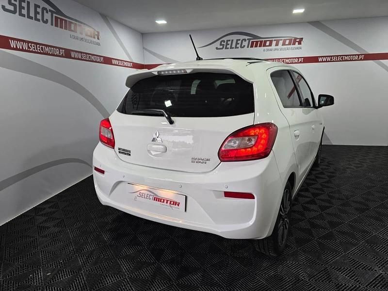 Usado Mitsubishi Space Star 80 HP (58 kW) 2017 Branco Citadino