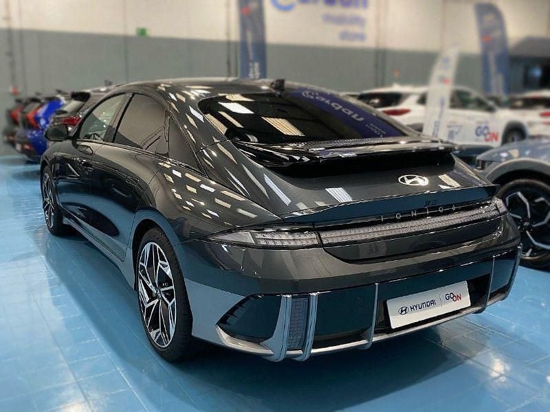 Usado Hyundai Ioniq 6 167 kW (228 HP) 2025 Cinzento Sedan