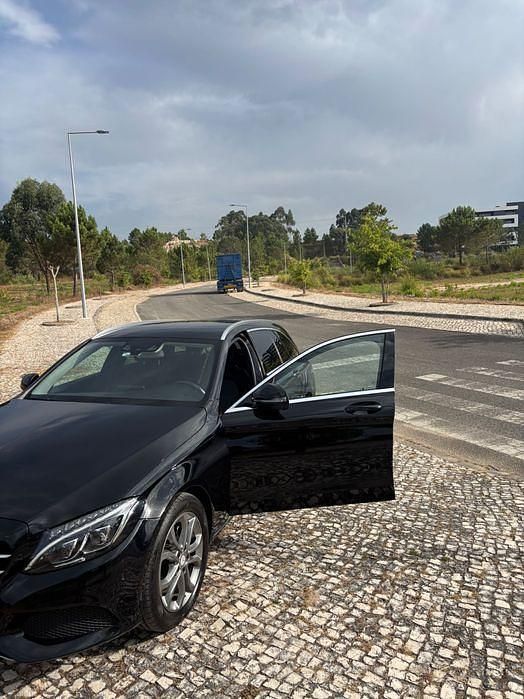 Usado 2016 Mercedes C220 Sedan | € 18.750 - Imagem 1/4