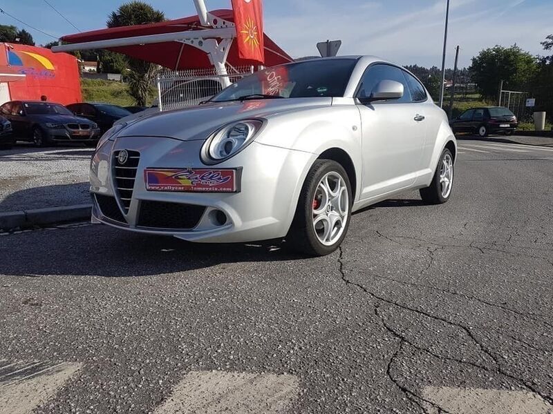 Cinza Usado 2011 Alfa Romeo MiTo Distinctive Citadino | € 7.999 (Preço justo) - Imagem 1/4