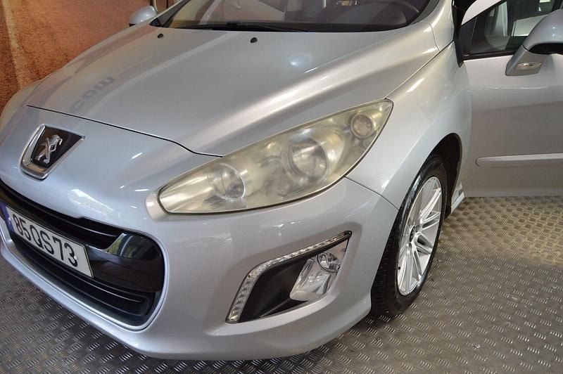 Cinza Usado 2012 Peugeot 308 Active | € 9.500 (Preço justo) - Imagem 1/4