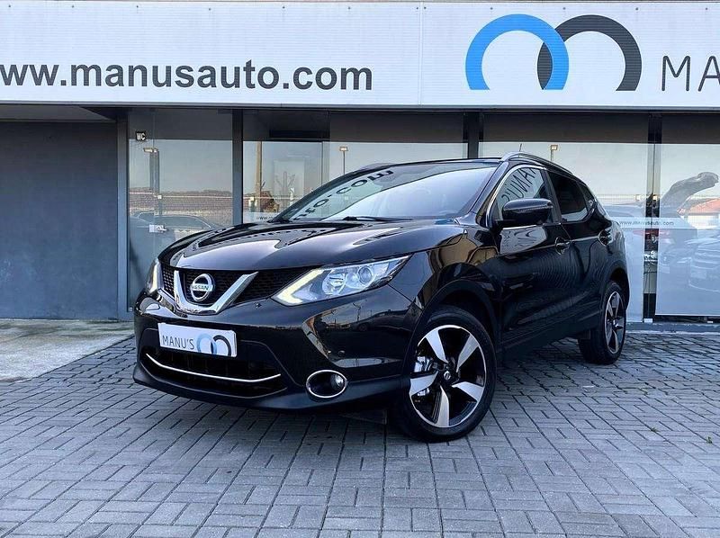 Usado Nissan Qashqai 360º 110 HP (80 kW) 2016 Preto SUV