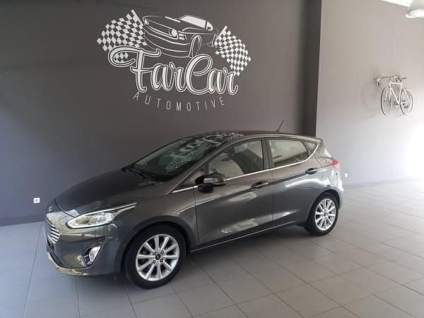 Antracite Usado 2018 Ford Fiesta Citadino | € 12.500 (Preço justo) - Imagem 1/4