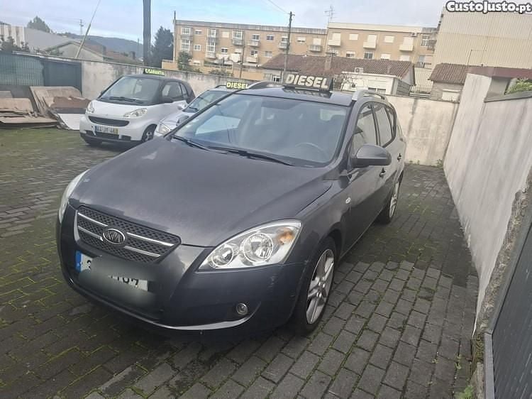 Outra Usado 2007 Kia Ceed Sport Carrinha | € 1.990 (Super Preço) - Imagem 1/1