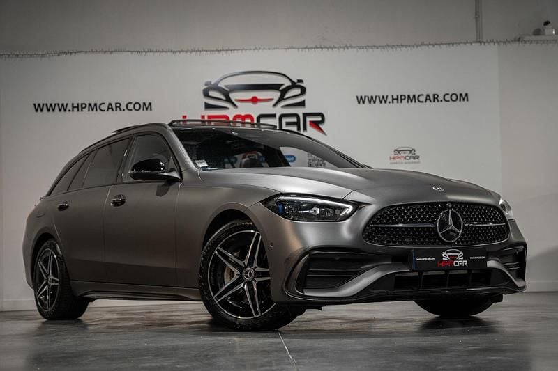 Usado Mercedes C300 AMG line 320 HP (235 kW) 2022 Cinza Carrinha