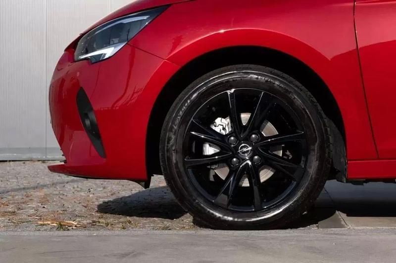 Usado Opel Corsa Elegance 75 HP (55 kW) 2022 Vermelho Citadino