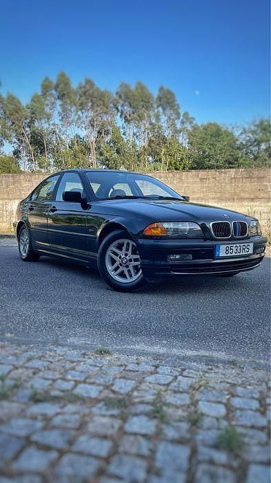 Usado 2001 BMW 320 Sedan | € 4.600 (Preço justo) - Imagem 1/4