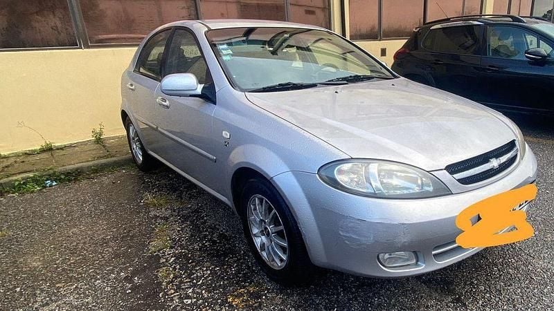 Usado 2005 Chevrolet Lacetti Sedan | € 1.200 - Imagem 1/4