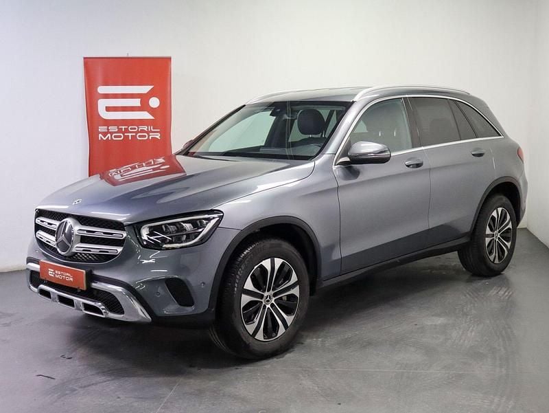 Cinza Usado 2022 Mercedes GLC300 SUV | € 44.900 (Super Preço) - Imagem 1/4