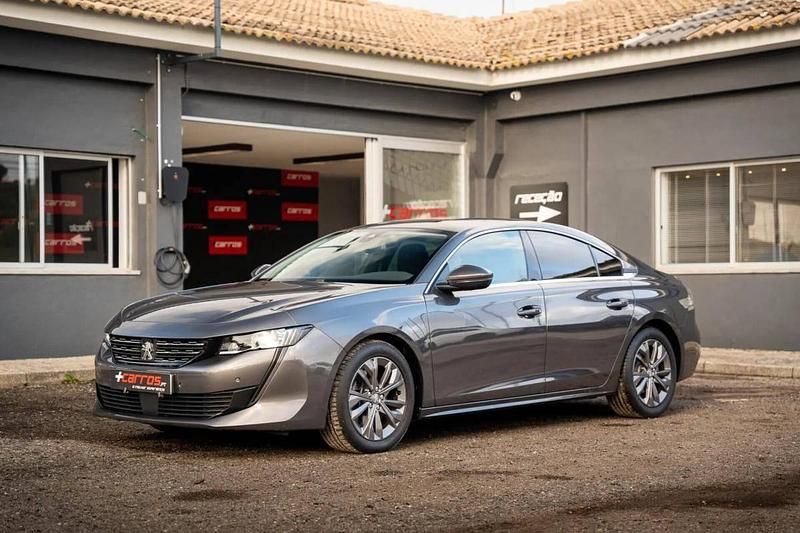 Usado Peugeot 508 Active 163 HP (119 kW) 2019 Cinzento Sedan