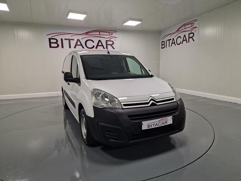 Branco Usado 2017 Citroën Berlingo Monovolume | € 13.950 (Caro) - Imagem 1/1