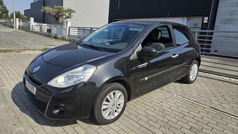 Usado 2010 Renault Clio II | € 4.985 (Preço justo) - Imagem 1/4