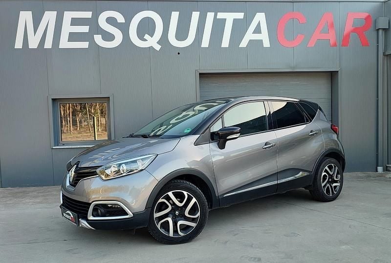 Usado Renault Captur 90 HP (66 kW) 2015 Cinza SUV