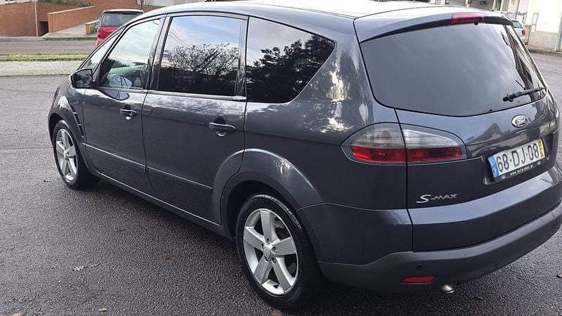 Usado Ford S-MAX S 120 HP (88 kW) 2007 Monovolume