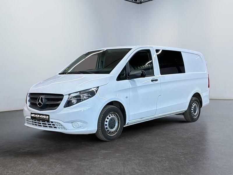 Branco Usado 2019 Mercedes Vito Van | € 19.990 (Preço elevado) - Imagem 1/4