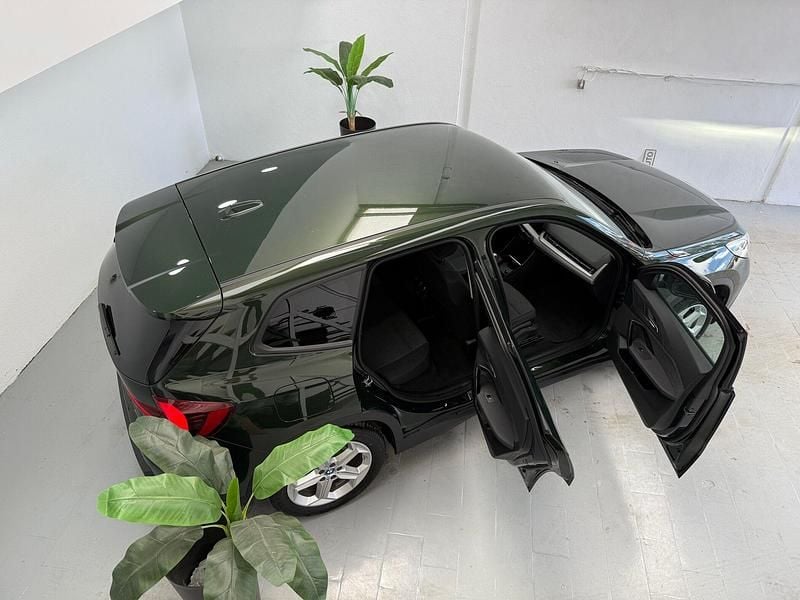 Usado BMW iX1 230 kW (313 HP) 2024 Verde SUV