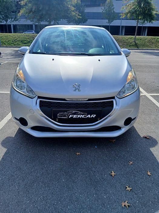 Usado 2012 Peugeot 208 Citadino | € 5.950 (Preço justo) - Imagem 1/4