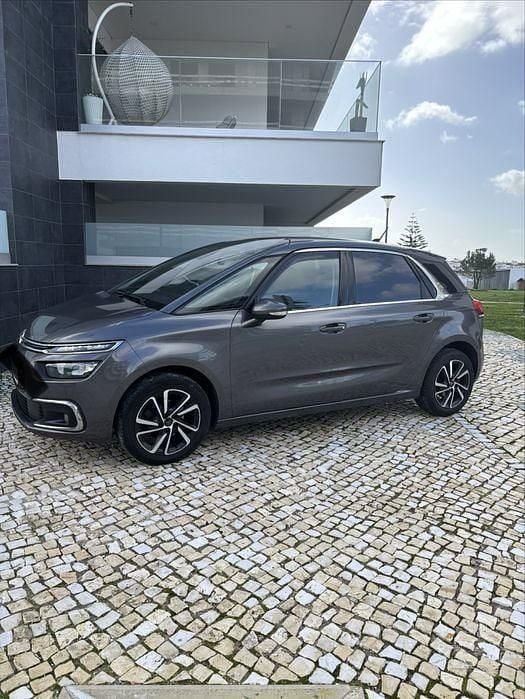 Usado Citroën C4 SpaceTourer SELECTION 131 HP (96 kW) 2019 Monovolume