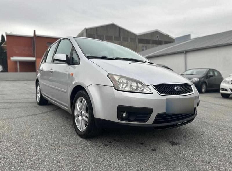 Cinzento Usado 2005 Ford Focus Carrinha | € 2.300 (Preço justo) - Imagem 1/4