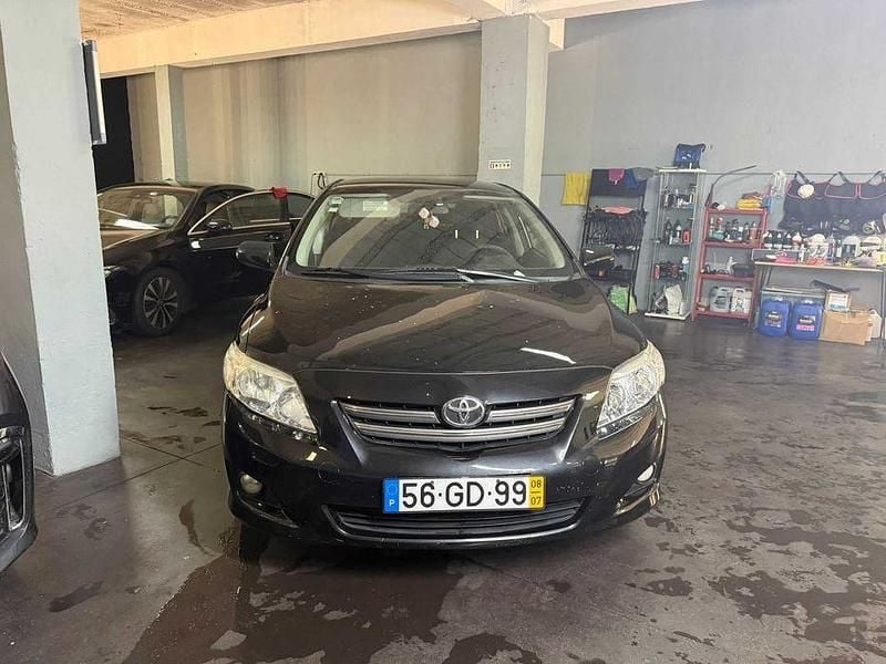 Usado 2008 Toyota Corolla Sedan | € 4.990 - Imagem 1/4