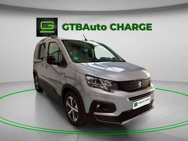 Cinza Usado 2023 Peugeot e-Rifter GTi Monovolume | € 30.700 - Imagem 1/4