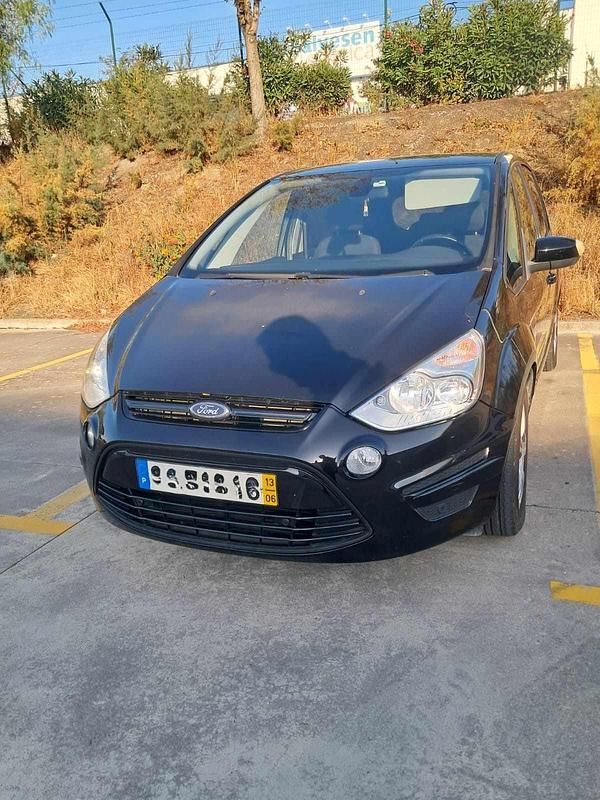 Preto Usado 2013 Ford S-MAX S Monovolume | € 9.500 (Preço justo) - Imagem 1/3