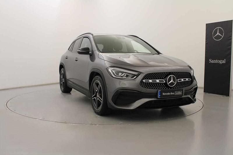 Cinzento Usado 2023 Mercedes GLA180 AMG line SUV | € 45.990 (Preço elevado) - Imagem 1/4