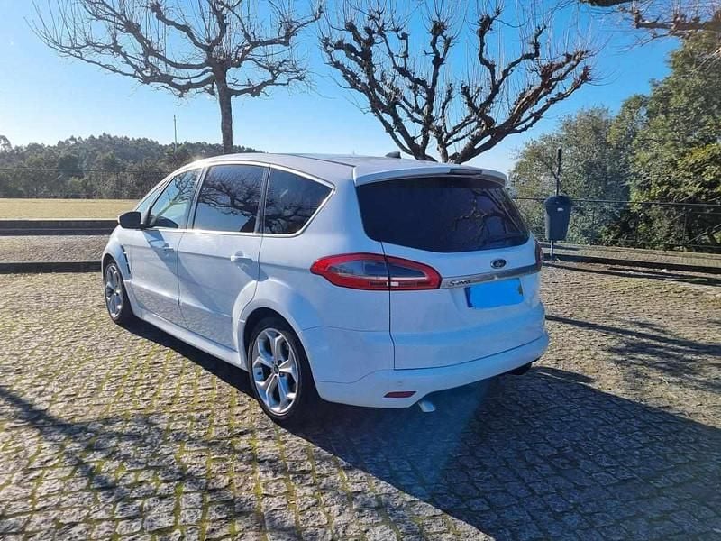 Usado Ford S-MAX S 163 HP (119 kW) 2014 Branco Monovolume