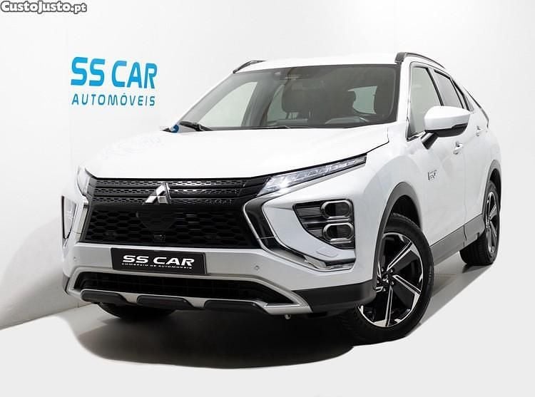 Branco Usado 2022 Mitsubishi Eclipse Cross SUV | € 20.980 (Preço justo) - Imagem 1/1