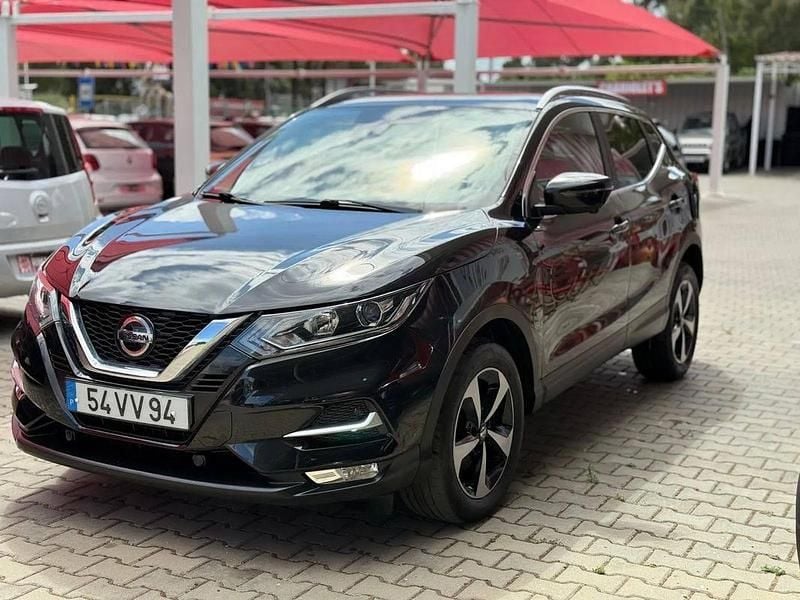 Preto Usado 2018 Nissan Qashqai Premium Edition SUV | € 19.749 (Preço justo) - Imagem 1/4