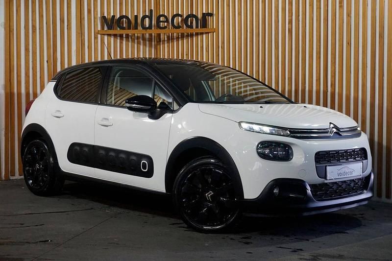 Branco Usado 2018 Citroën C3 PureTech Citadino | € 11.990 (Preço justo) - Imagem 1/4