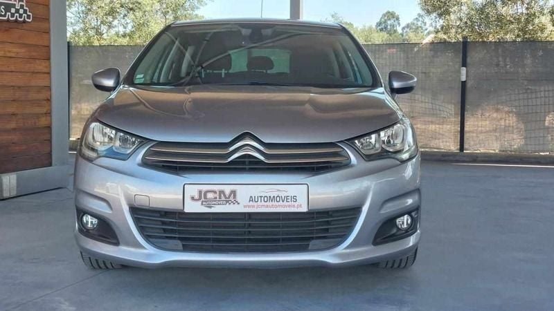 Usado Citroën C4 Feel 100 HP (73 kW) 2016 Cinzento