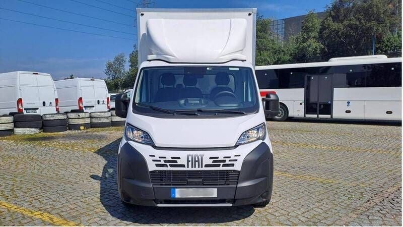 Usado Fiat Ducato 180 HP (132 kW) 2024 Branco Van